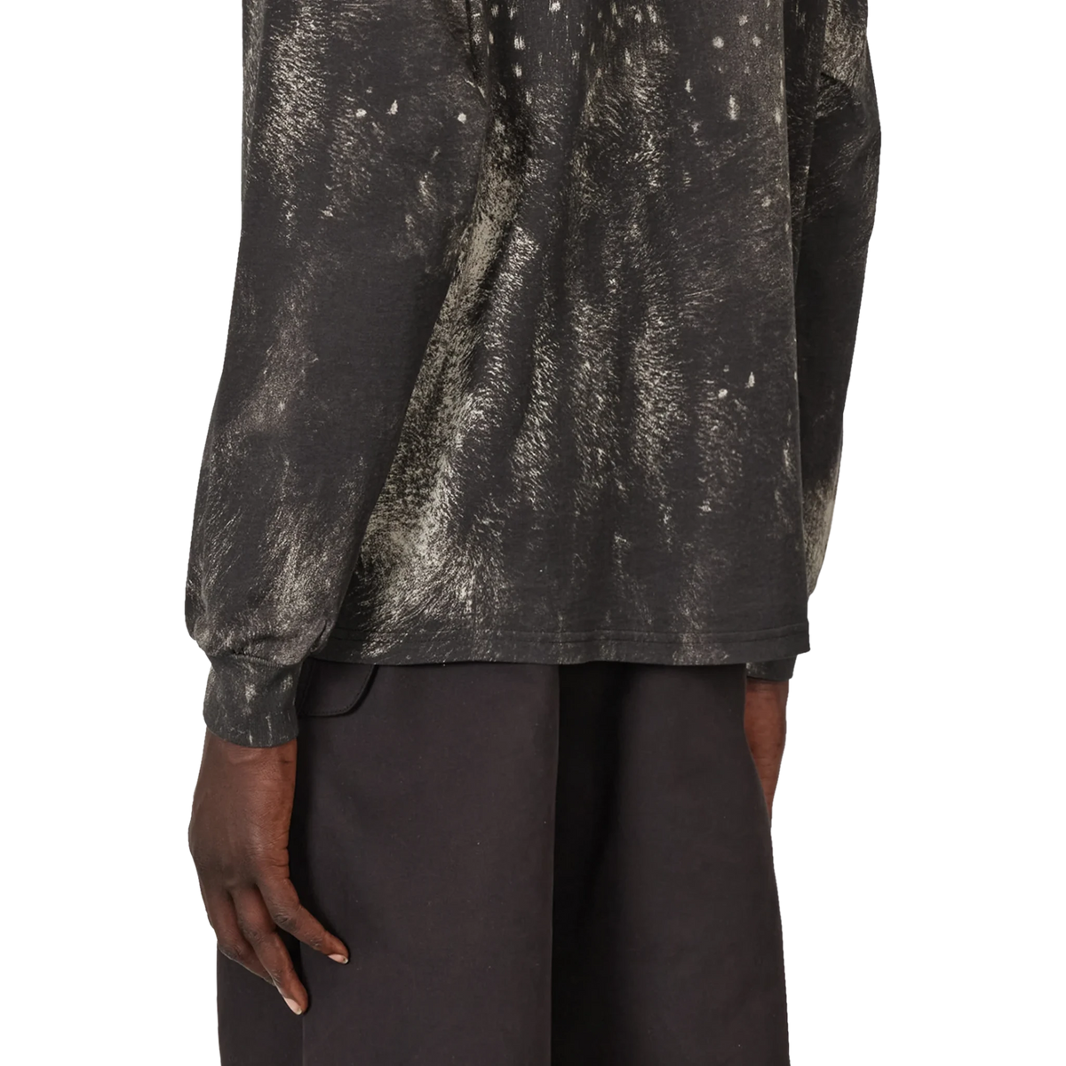 ROA Fuzzy Print Long Sleeve