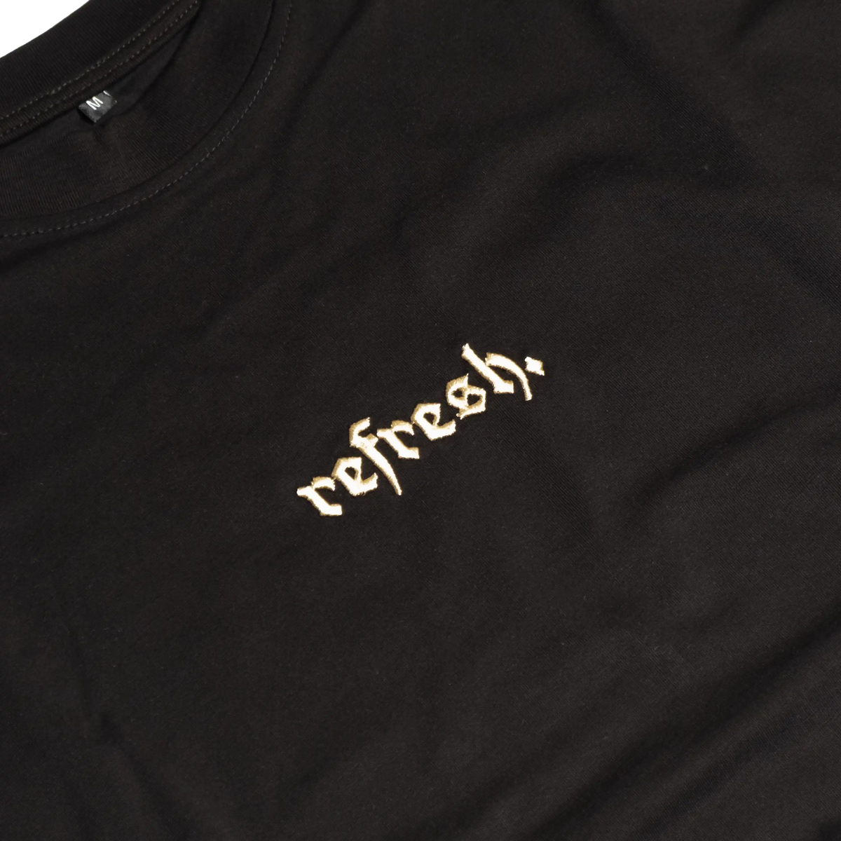 refresh. Gothic T-Shirt Black