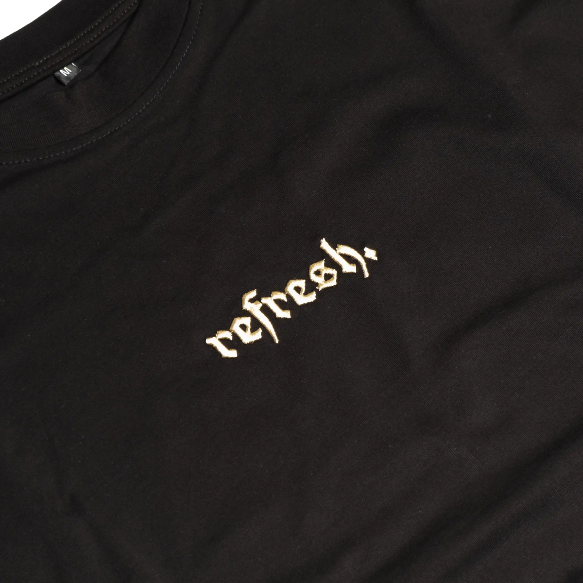 refresh. Gothic T-Shirt Black