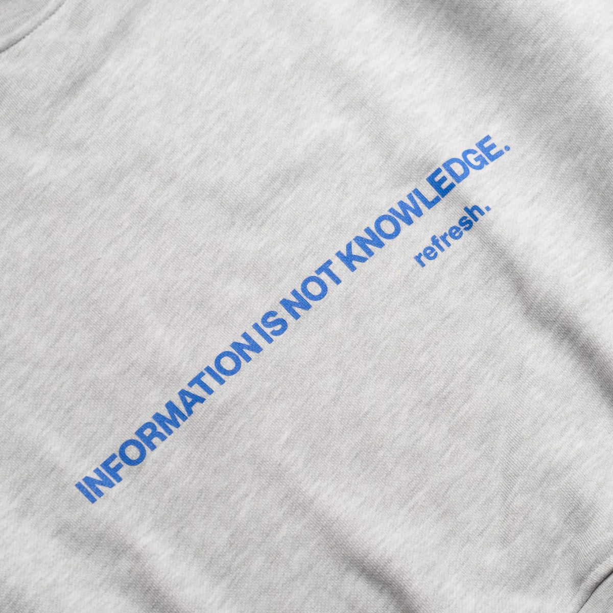 refresh. Infos Crewneck Grey